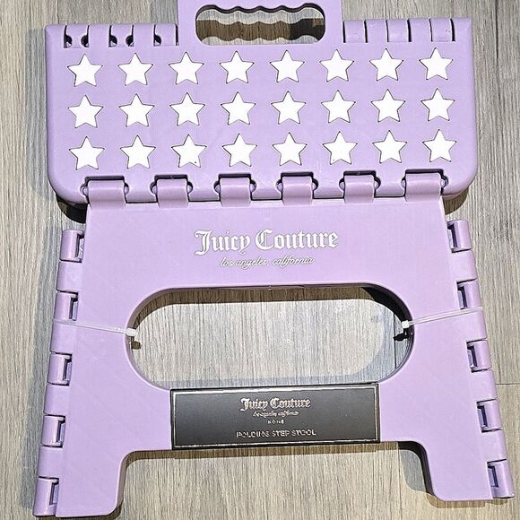 Juicy Couture Home JC Signature Logo Hearts Step Stool - Picture 4 of 6